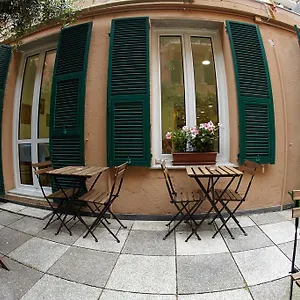 https://hotel-lydia-alassio.hotelitalianriviera.com